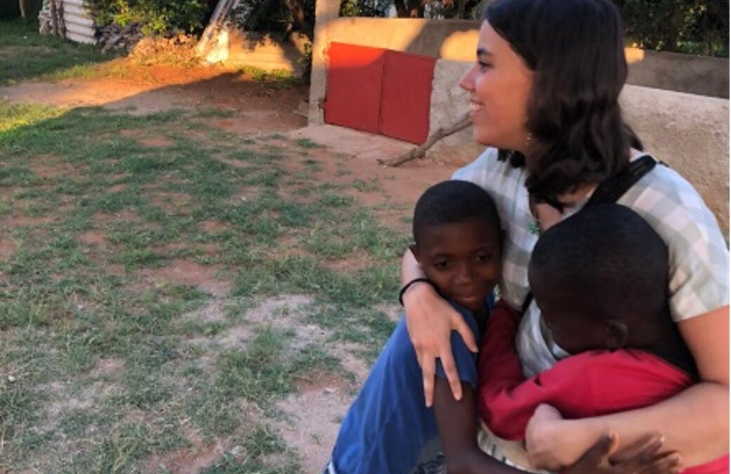 Continuação da partilha sobre o Voluntariado em Moçambique – MAHOTAS – que a Maria Teresa Líbano Monteiro e Maria Saquete estão a desenvolver:
